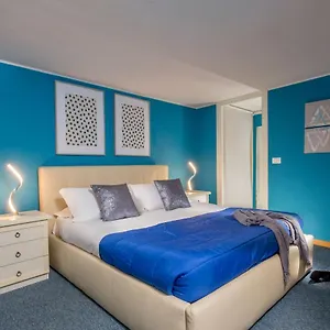  Apartment Navona Blue Italy